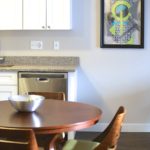 dining at Broadleaf Boulevard Apartments in Manchester